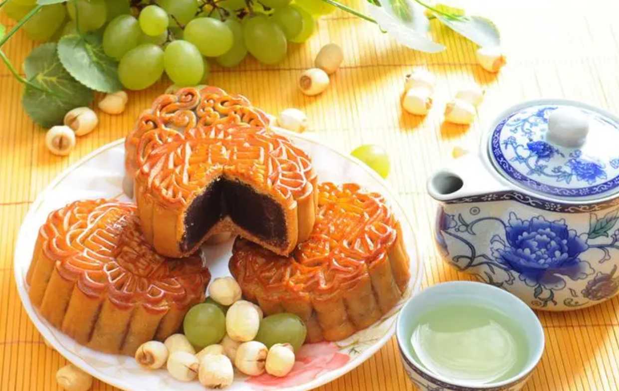 武汉吕工机械为月饼行业提供高效可靠的包装尊龙凯时pa旗舰厅试玩的解决方案